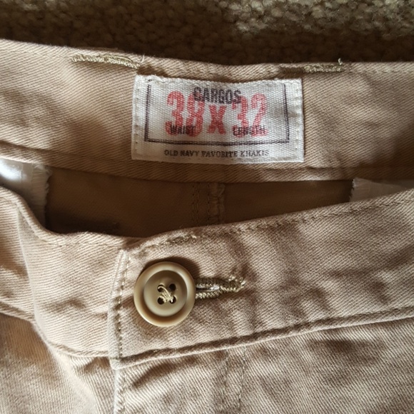 SOLD 🛑PRICE IS FIRM🛑Old Navy Cargo Pants - Picture 2 of 4